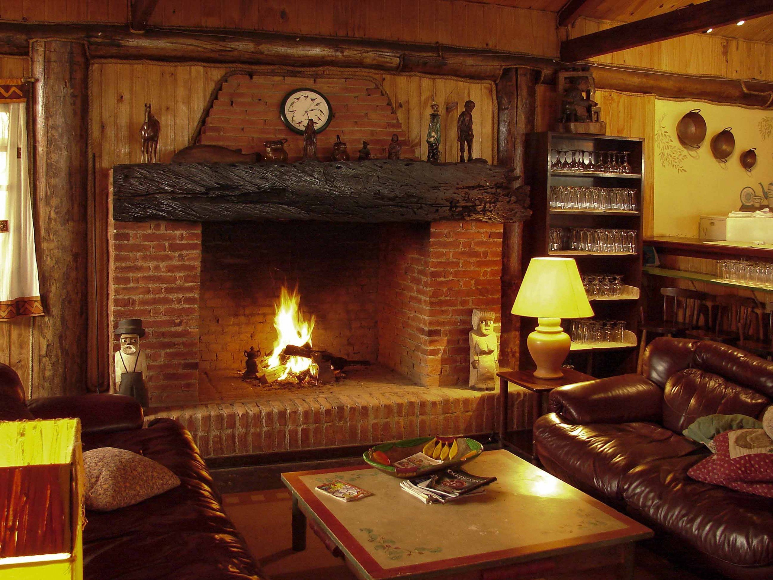Retailer of Fireplaces & Accessories
